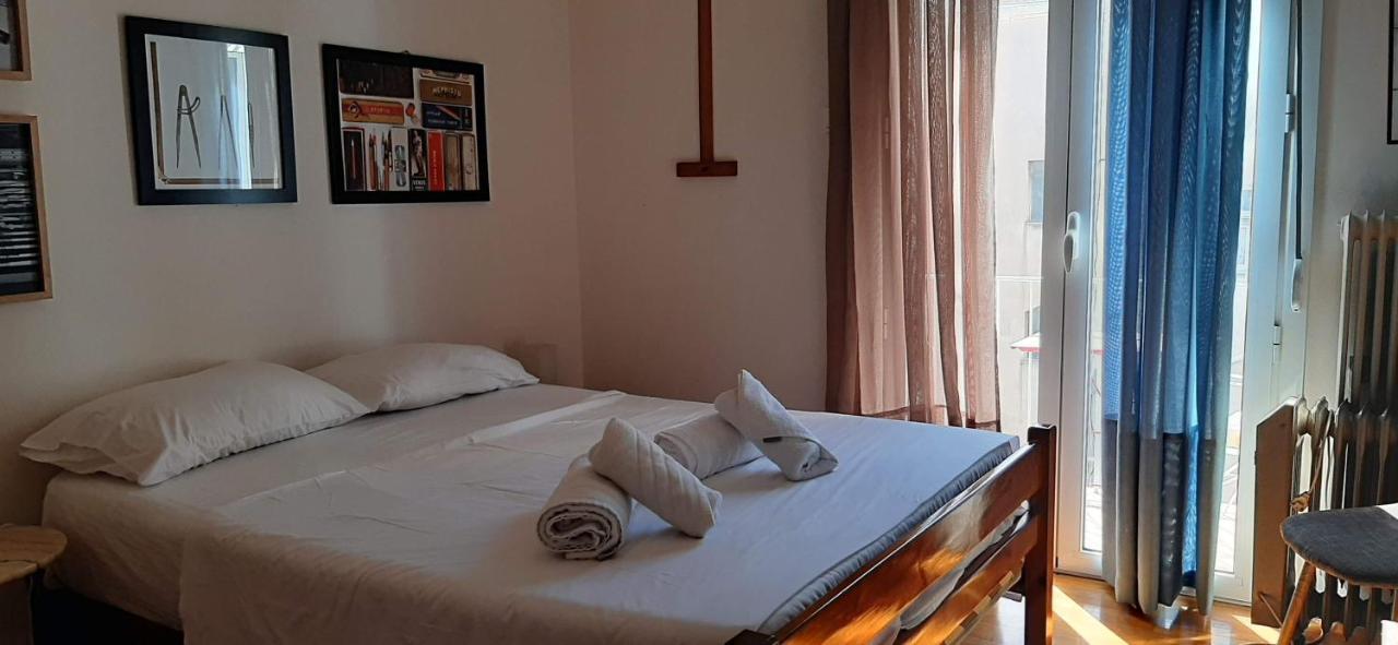 Central Museum Comfort Appartment Atenas Exterior foto